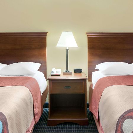 Super 8 By Wyndham Hattiesburg South Eksteriør bilde