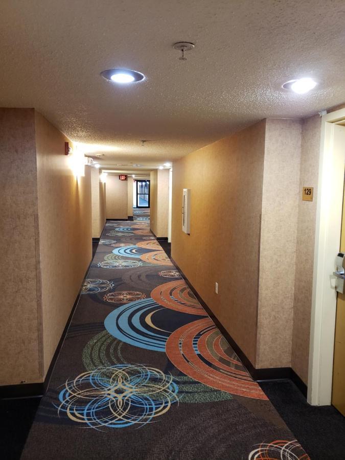 Super 8 By Wyndham Hattiesburg South Eksteriør bilde